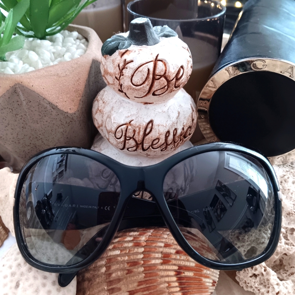 🖤🌞🕶️BVLGARI BLACK SUNGLASSES🕶️🌞🖤
